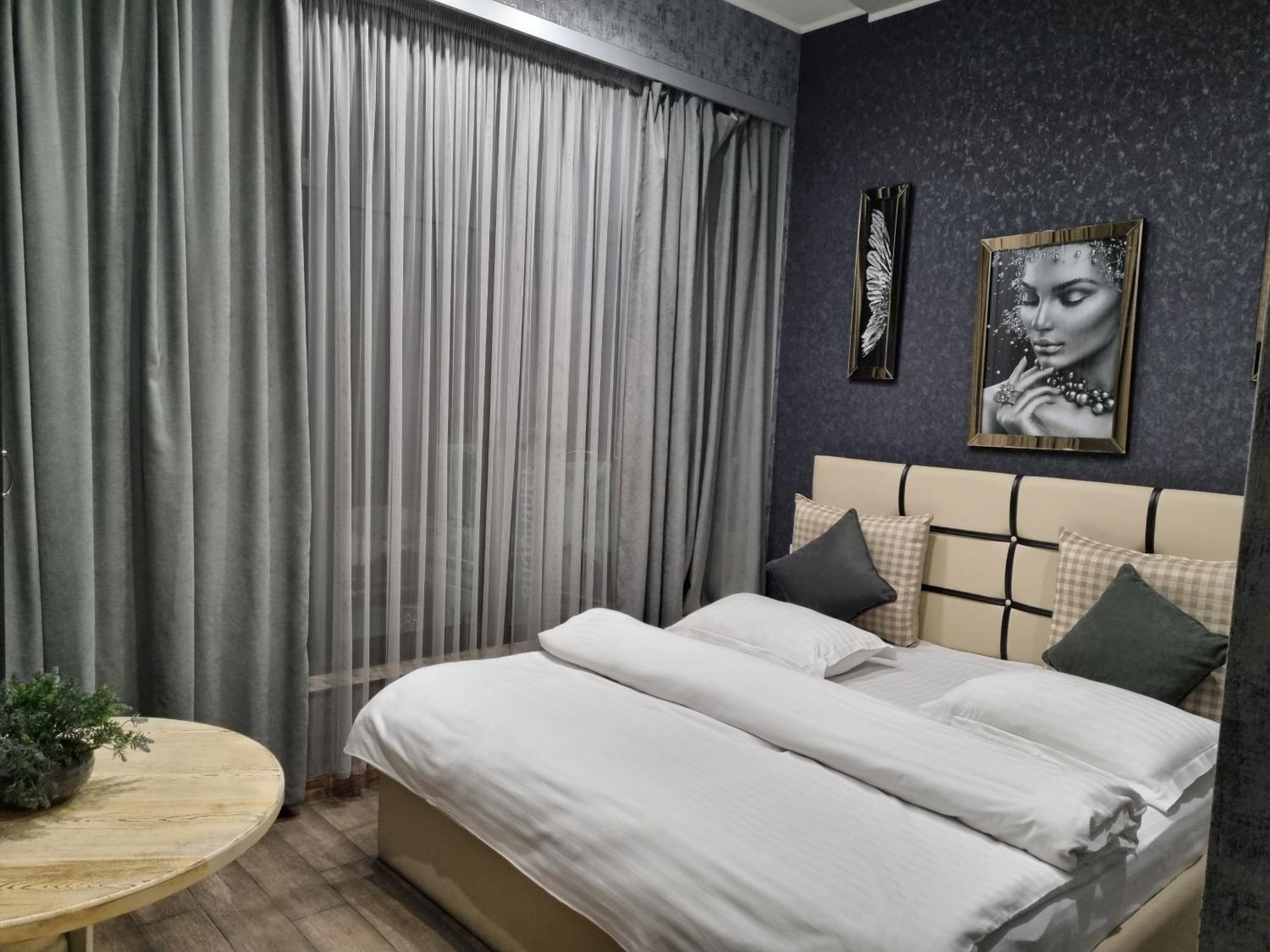 Day Inn Hotel Jerevan Eksteriør billede