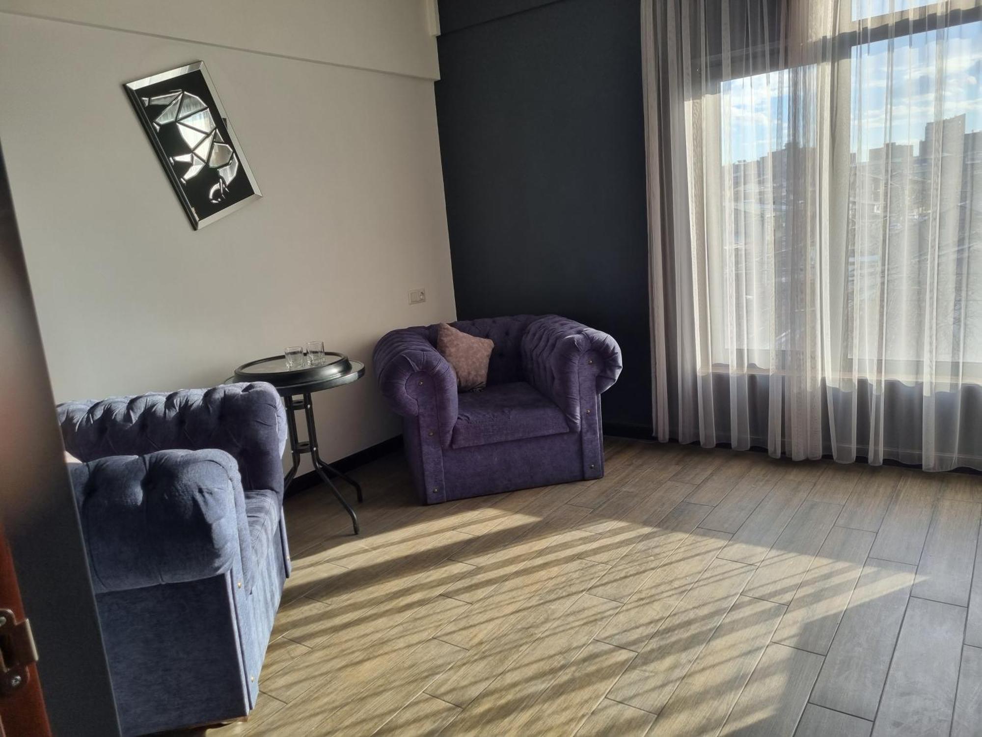 Day Inn Hotel Jerevan Eksteriør billede