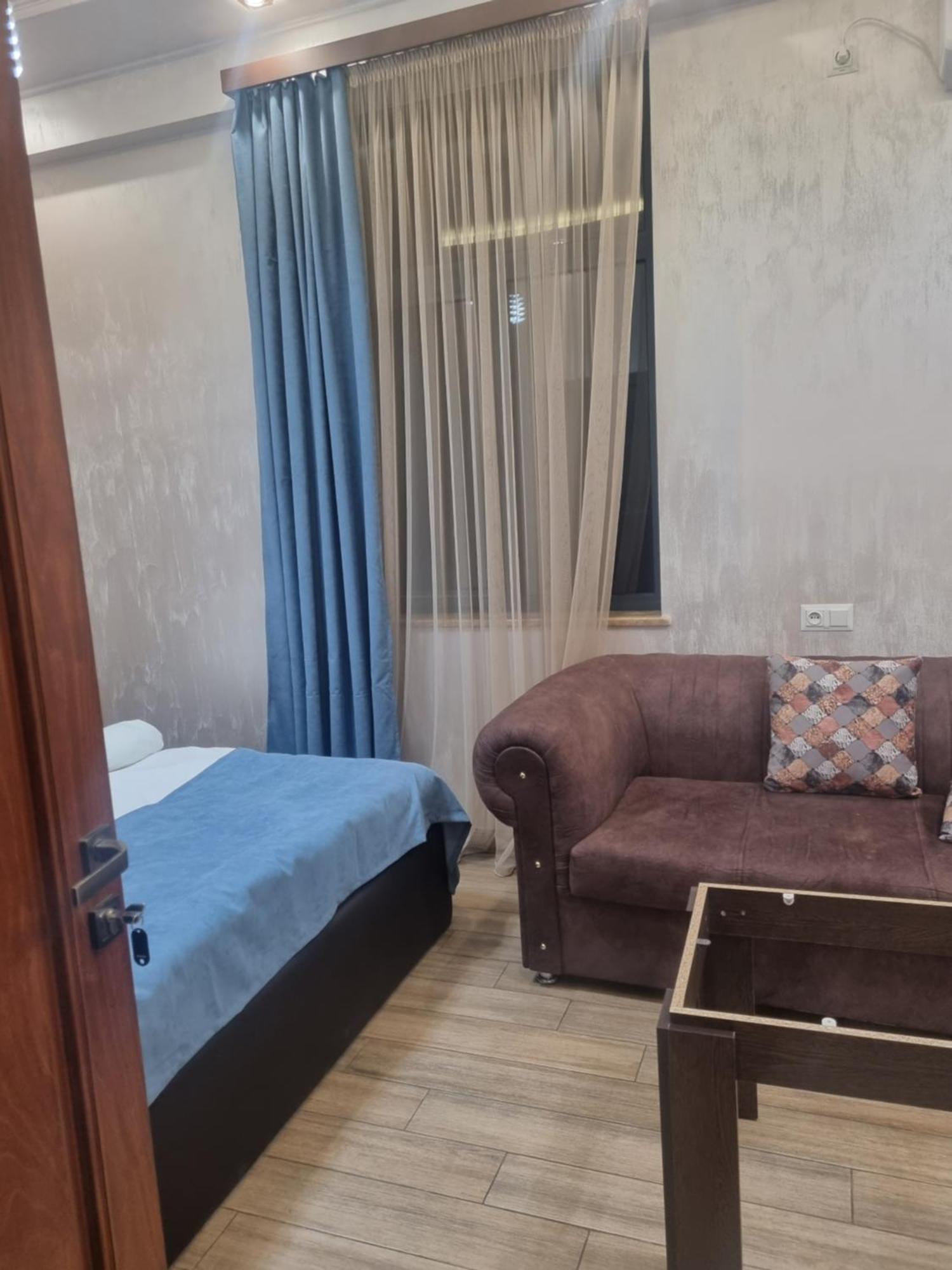 Day Inn Hotel Jerevan Eksteriør billede